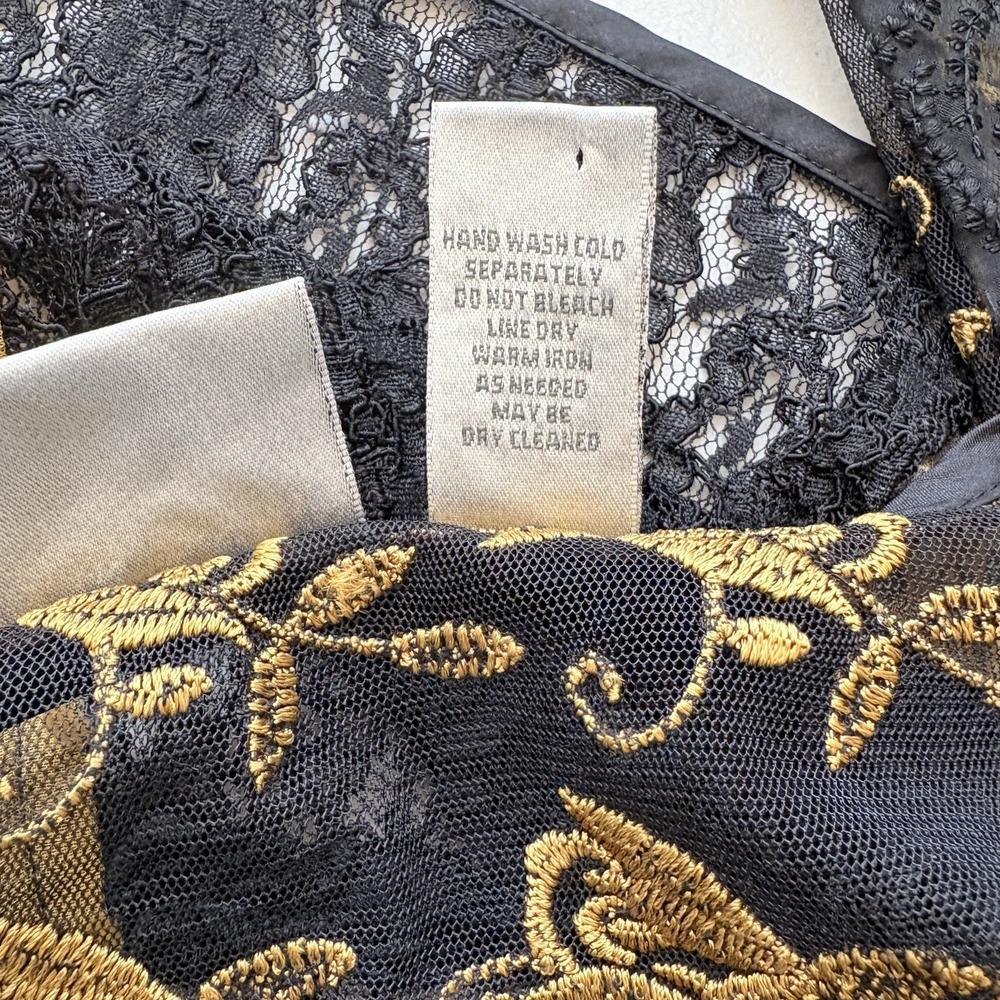 Chicos Top Size 1 Top Animal Print Silk Blend Patchwork Lace Boho Chic - Picture 5 of 8